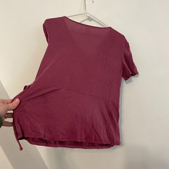 MAURICES 24/7 Wrap Front Top Berry Mauve Pink ish Surplice Short Sleeve Peplum L - Picture 10 of 12